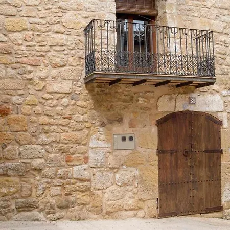 Patio Con Barbacoa Disfruta Del Matarrana * Lledo