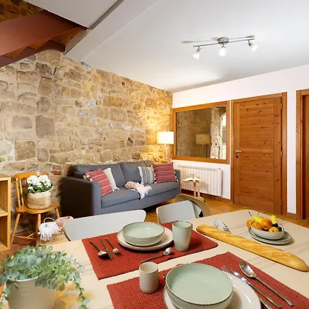 Apartamento Patio Con Barbacoa En Casa De Letras *