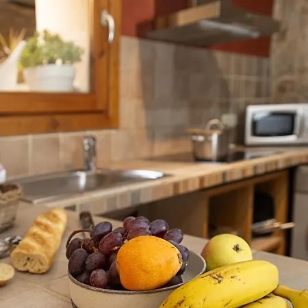 Patio Con Barbacoa Disfruta Del Matarrana Lledo