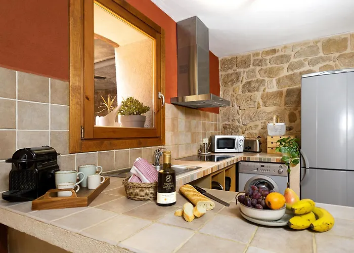 Patio Con Barbacoa Disfruta Del Matarrana